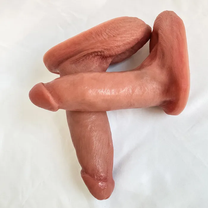 Dildos Safystyle WATCH VIDEO Real Skin Realistic Lifelike Dildo Original Suction Cup