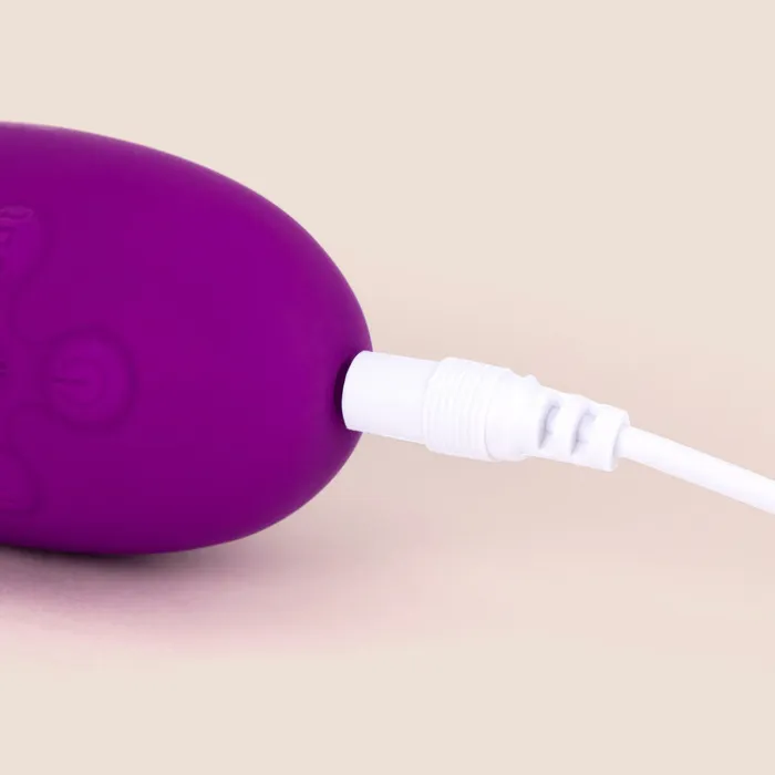 Vvole LLC Female Sex Toys Femme Funn Ultra Rabbit Vibrator